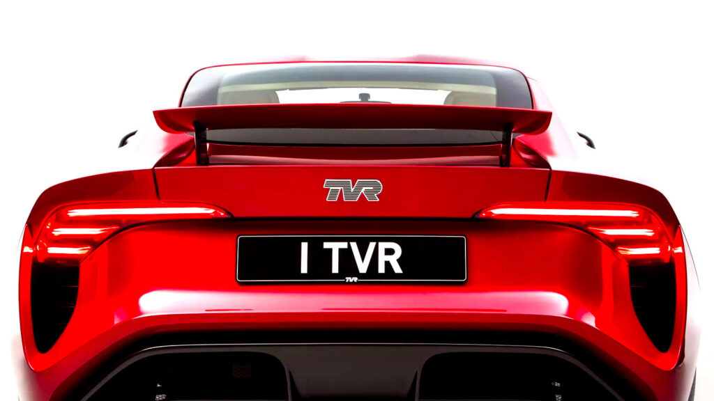 يعود الـ TVR Griffith إلى الحياة بفضل لمسة كهربائية