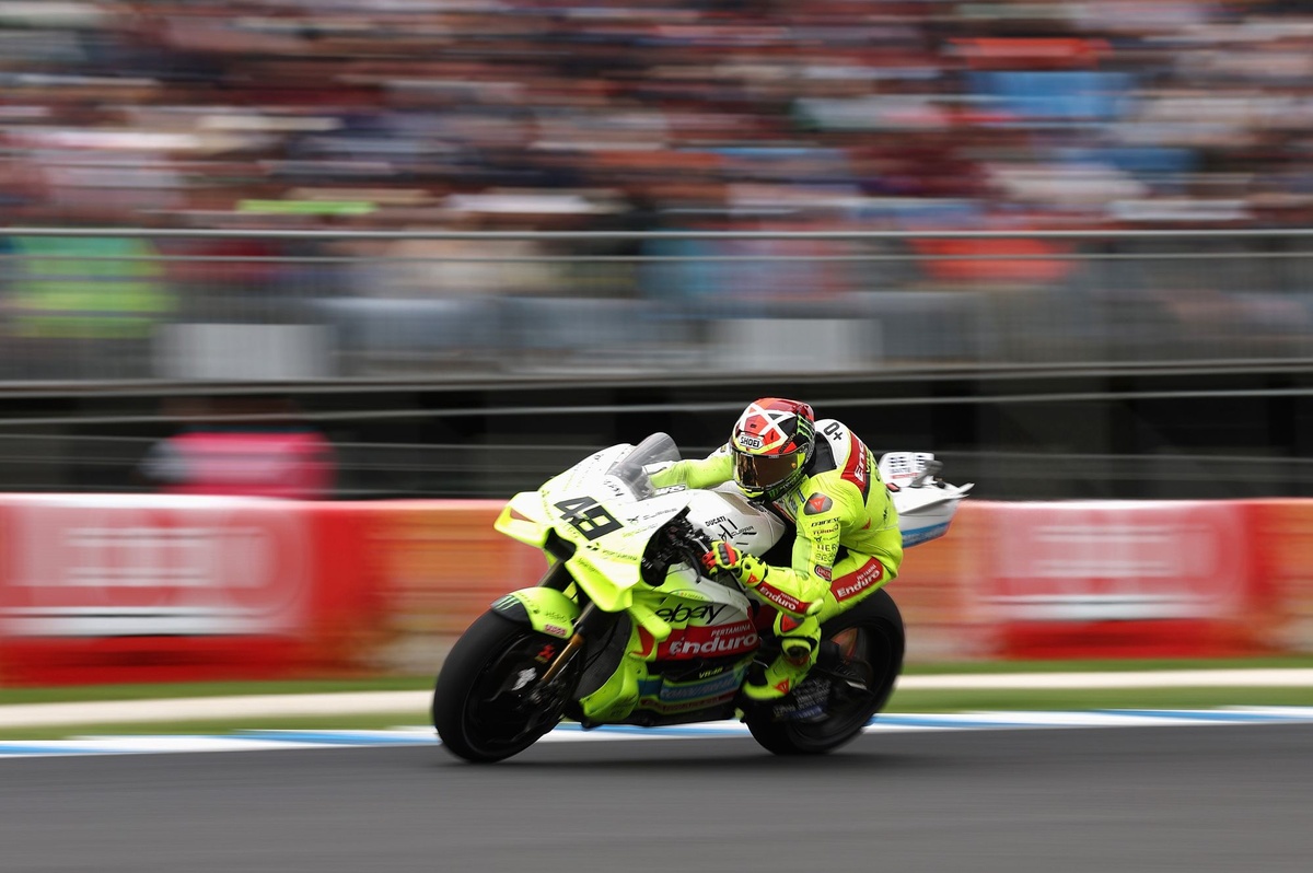 تتفوق دوكاتي في البطولة، لكن VR46 تكافح للتألق