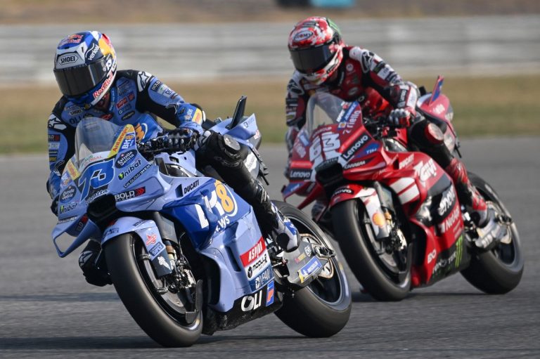 أليكس ماركيز: تحدٍ جديد في MotoGP بين الضغط والوعود