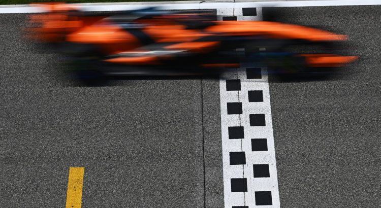 التقنية الجديدة في الفورمولا 1: هل هي عبقرية أم مجرد مناورة دفاعية؟