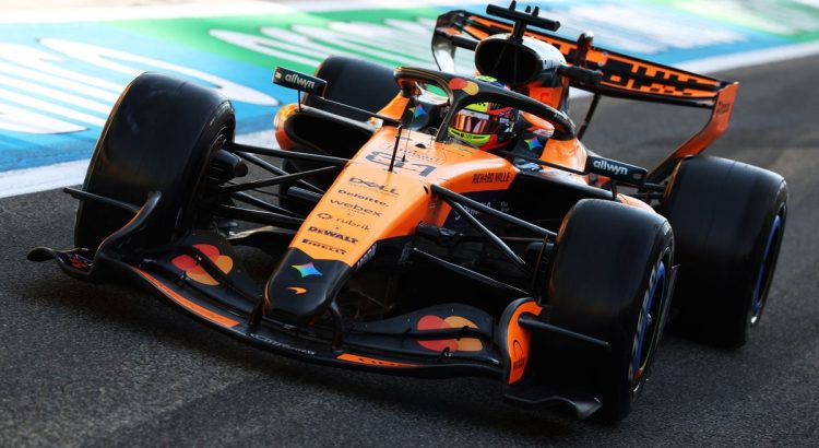 ماكلارين تستعد لمعركة الوزن: التحديات والاستراتيجيات لعام 2026